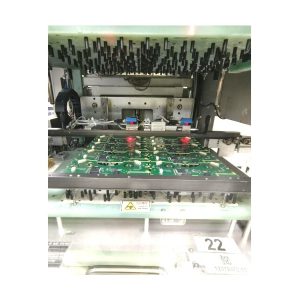 برمجة البرامج الثابتة للميكروكونترولر الآلي